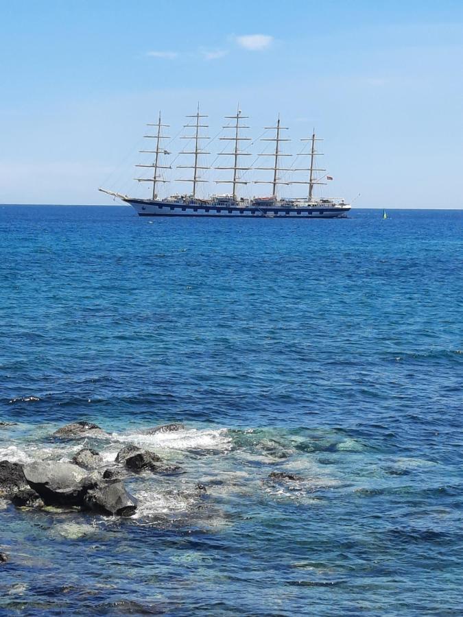Bed and Breakfast Taorbay Giardini-Naxos Exterior foto